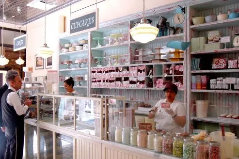 Magnolia Bakery (Bloomingdale's 3rd Ave) - New York, NY Picture 10