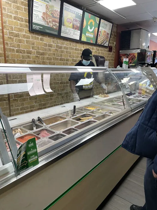 Subway Picture 7