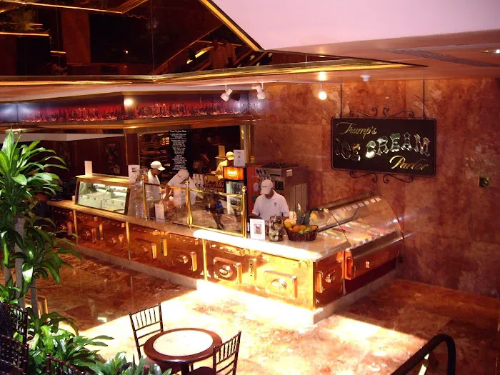 Trump Ice Cream Parlor Picture 9