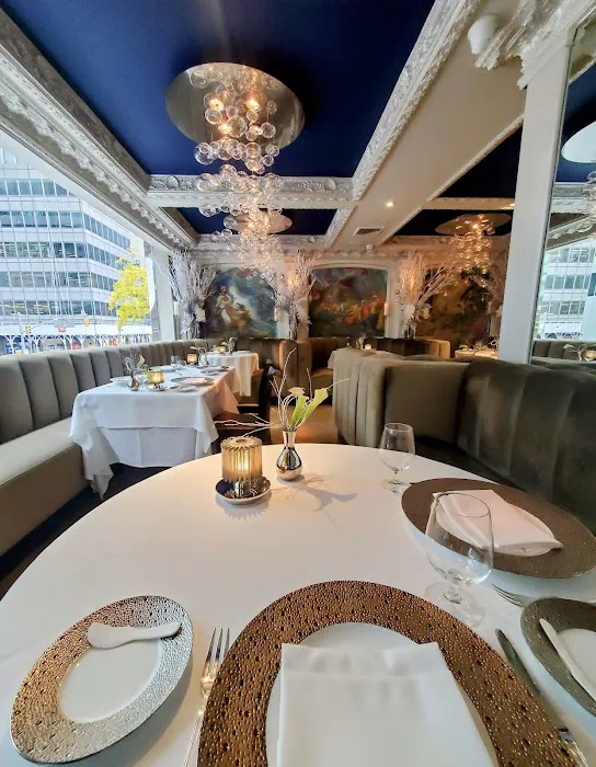 Caviar Russe Picture 2