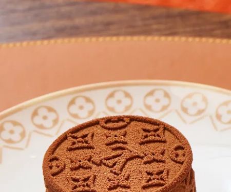 Le Café Louis Vuitton NYC