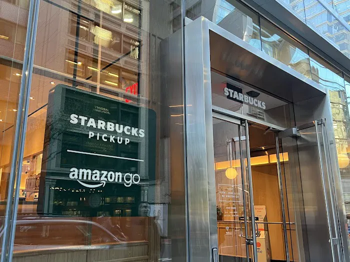 Starbucks Pickup with Amazon Go Picture 9