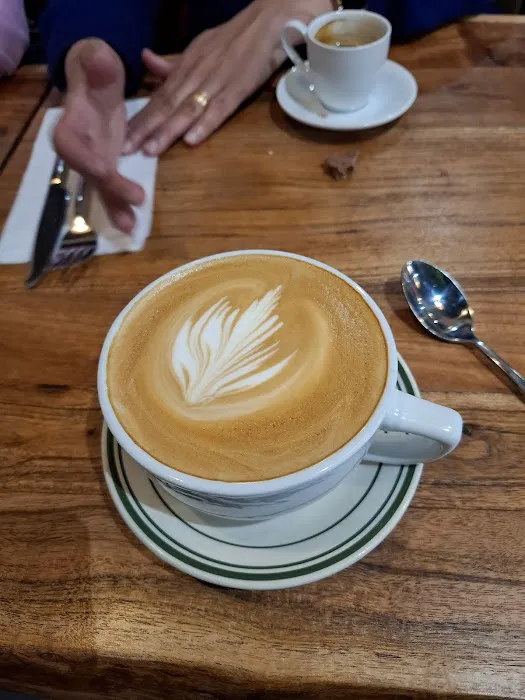 Central Park Cafe Picture 3