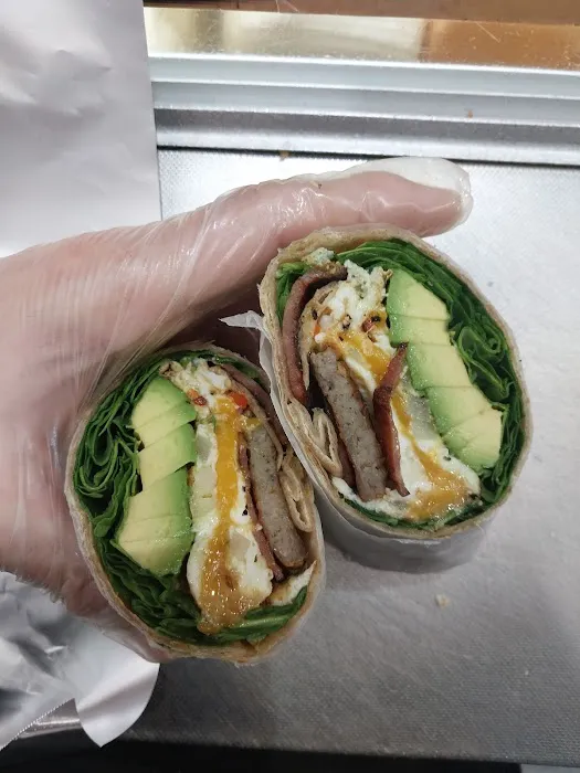 Halo deli inc Picture 7