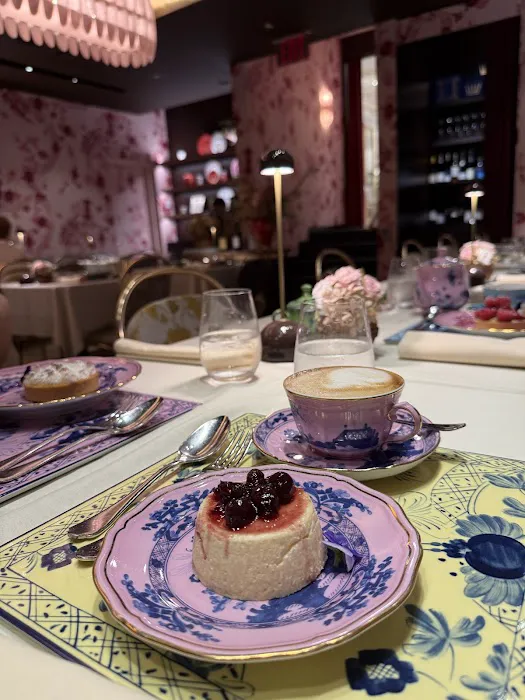 Cafe Ginori at Bergdorf Goodman Picture 8