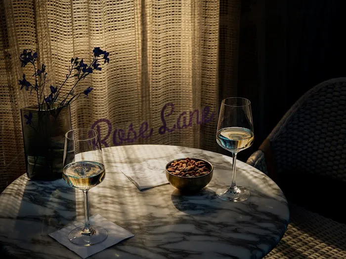 Rose Lane Picture 3