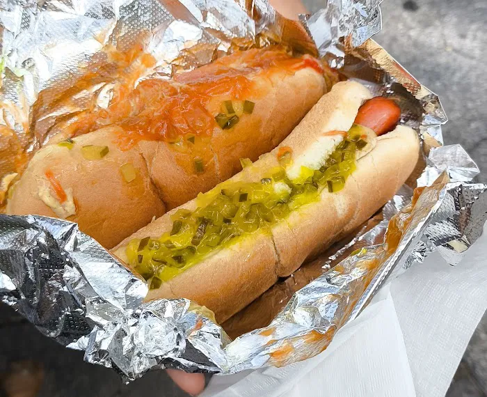 Gray's Papaya Picture 9