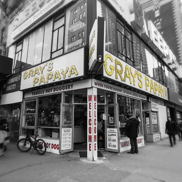 Gray's Papaya Picture 8