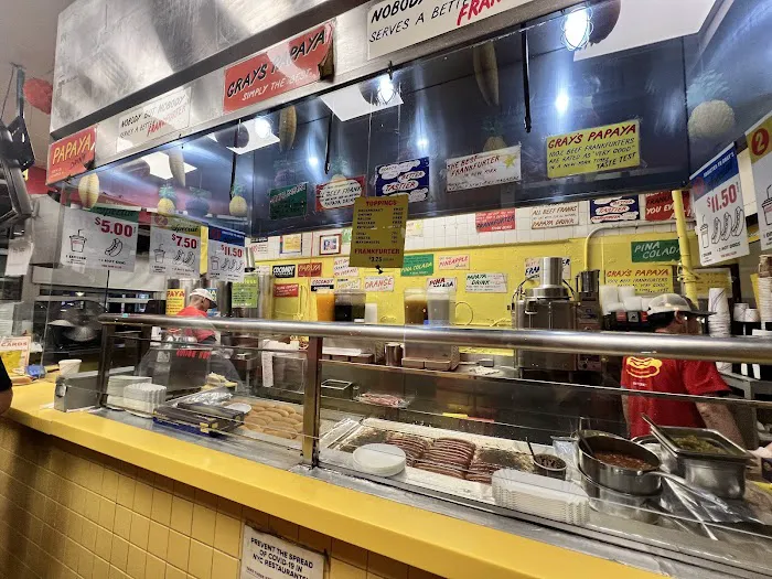 Gray's Papaya Picture 4