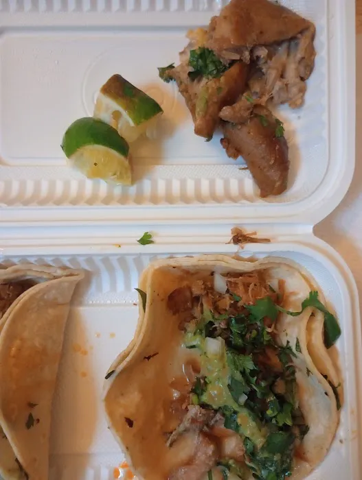 Tacos y Quesadillas Mexico Picture 1