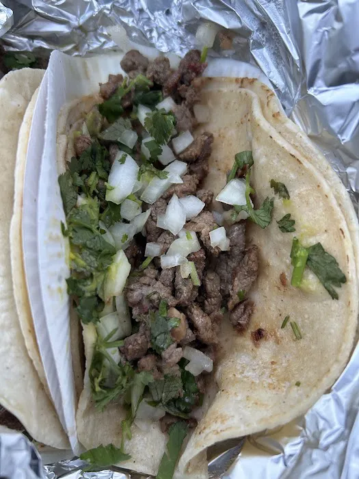 Tacos y Quesadillas Mexico Picture 3