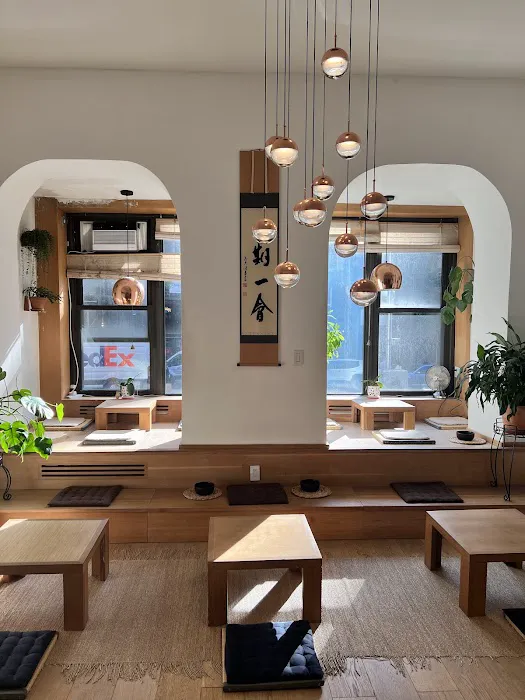 FLOATING MOUNTAIN Tea House |2nd FLOOR| Picture 5
