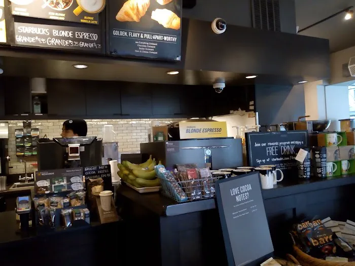 Starbucks Picture 5