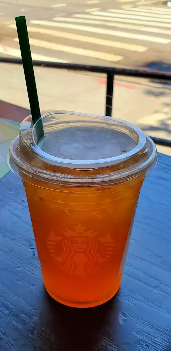 Starbucks Picture 4