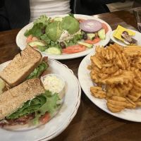Utopia Diner ico