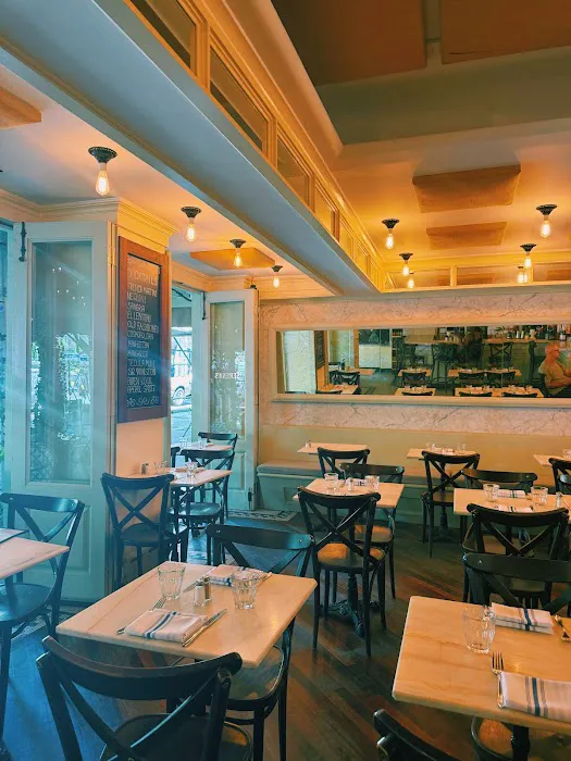 Serena's Wine Bar Picture 2