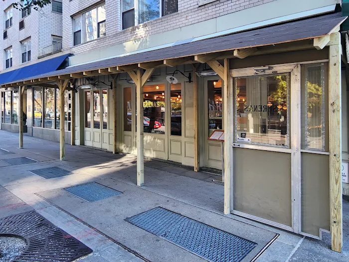 Serena's Wine Bar Picture 5