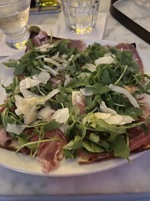 Serena's Wine Bar Picture 8