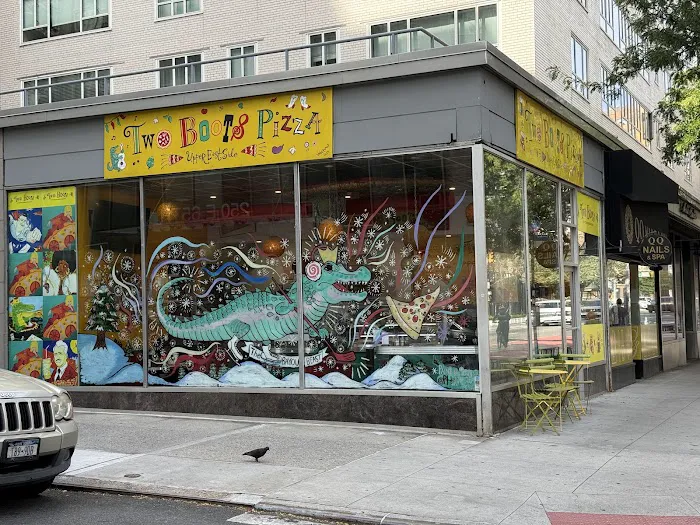 Two Boots Pizza Upper East Side Picture 8