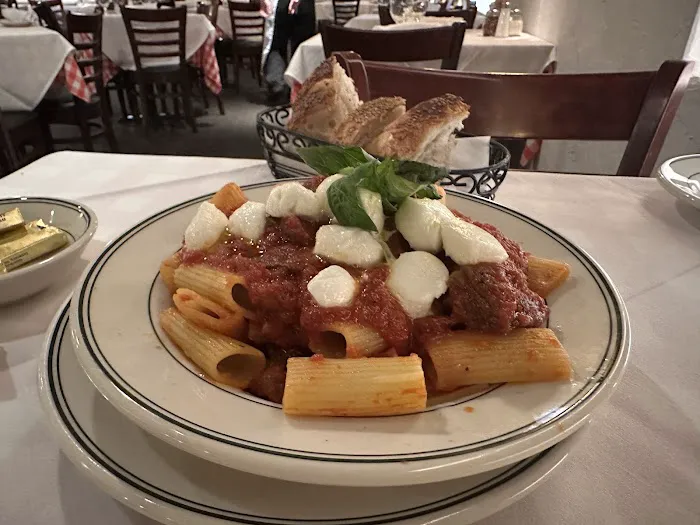 Tony's Di Napoli Picture 3