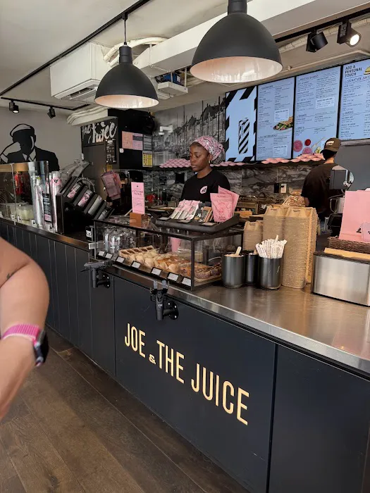 JOE & THE JUICE Picture 5