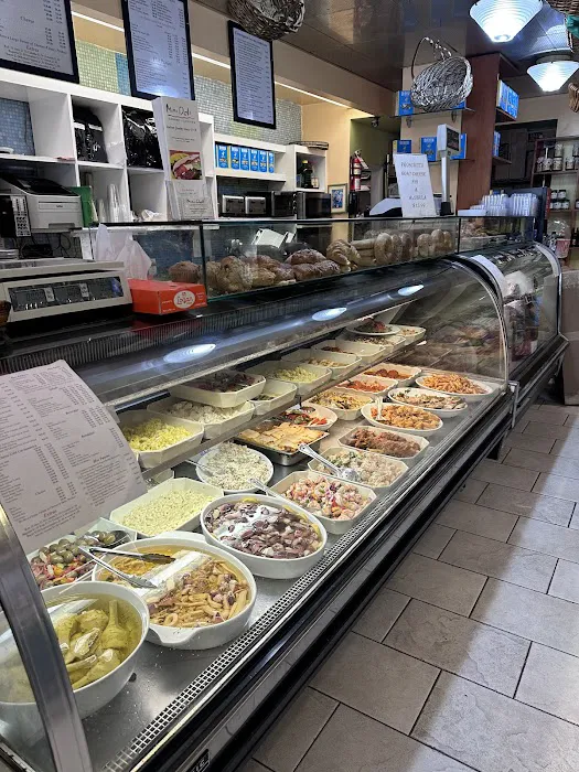 Mini Deli Picture 8