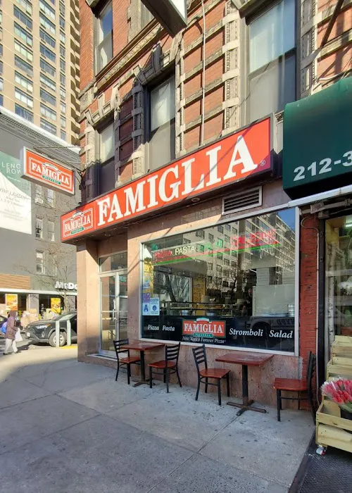 Famous Famiglia Pizzeria Picture 8