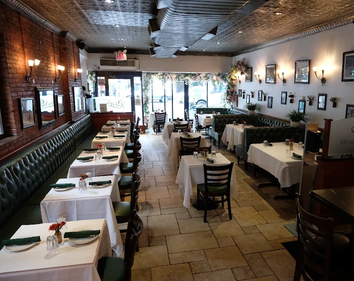 Patsy's Pizzeria Picture 8