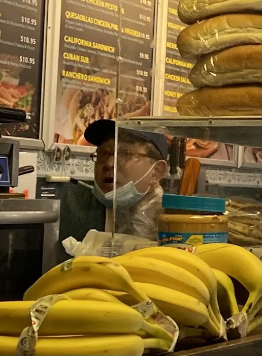 B&B Gourmet Market Picture 4