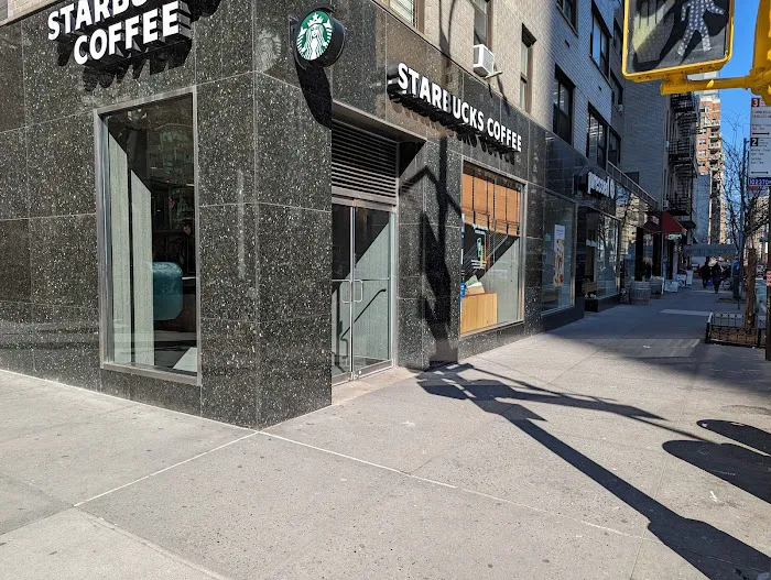 Starbucks Picture 9