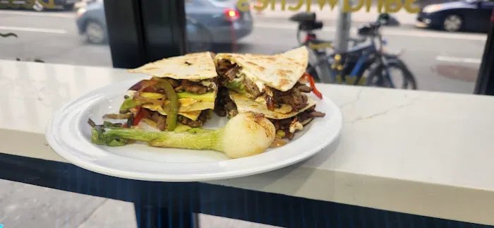 Mexican Dream Deli Picture 9