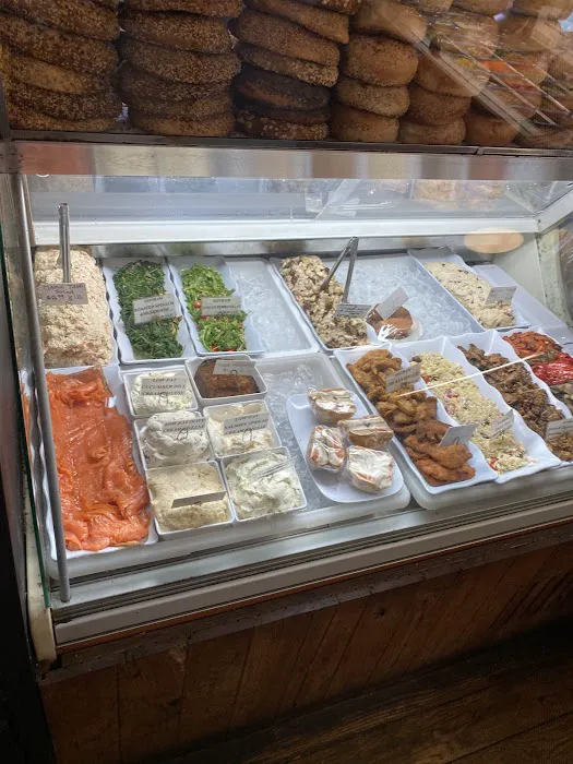 Gotham Cafe Picture 4
