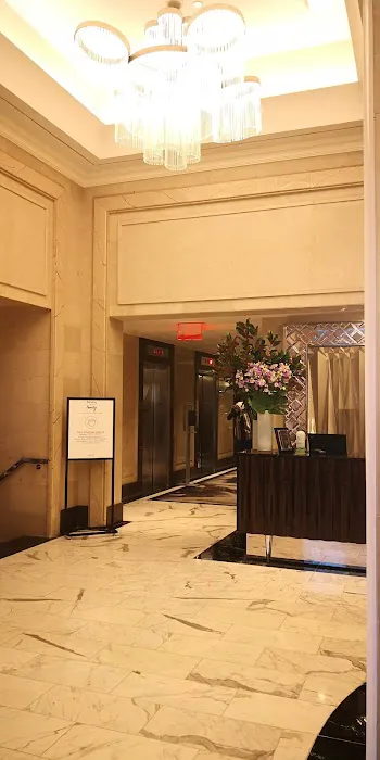 540 Park at Loews Regency Hotel Picture 8
