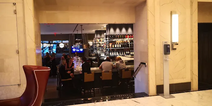 540 Park at Loews Regency Hotel Picture 4