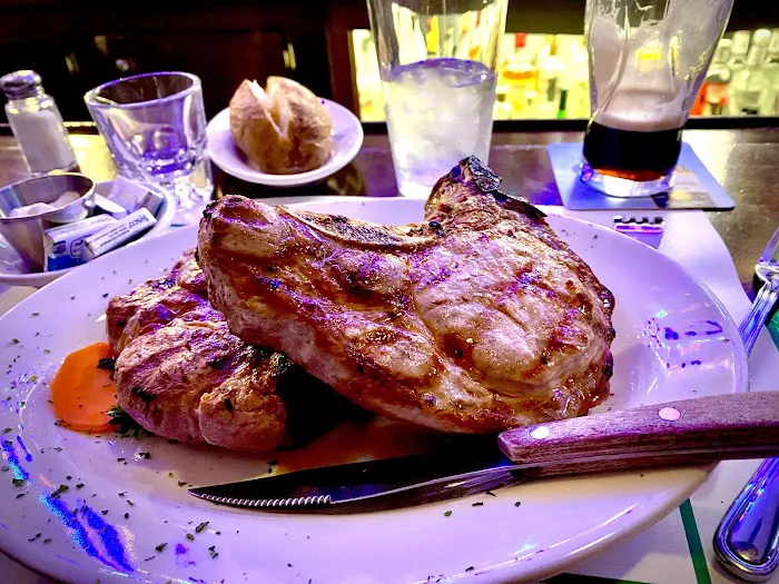 Donohue's Steak House Picture 5