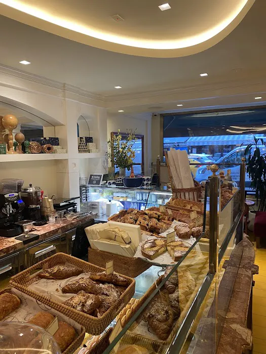Café Bilboquet Picture 10