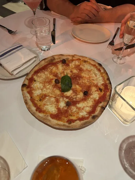 Serafina Always 61st (UES) Picture 5