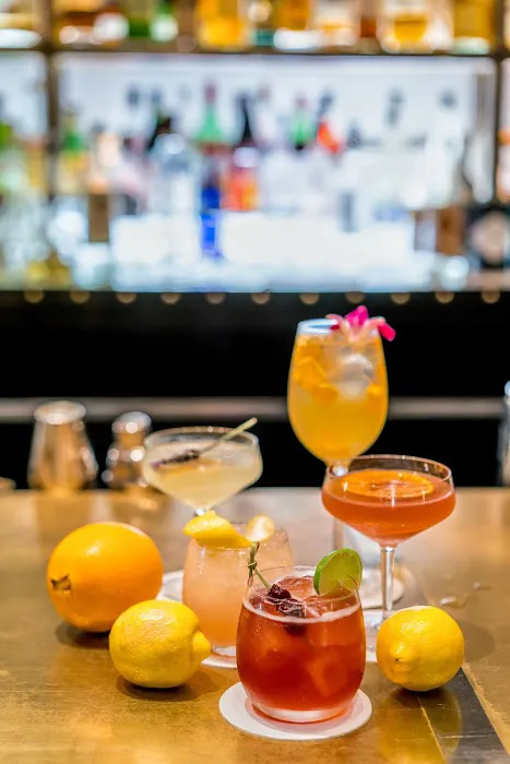 Two E Bar/Lounge Picture 5