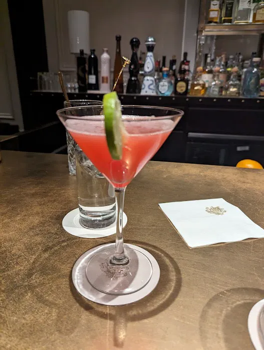 Two E Bar/Lounge Picture 4