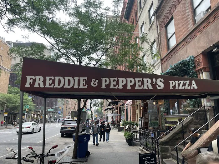 Freddie & Pepper's Picture 7