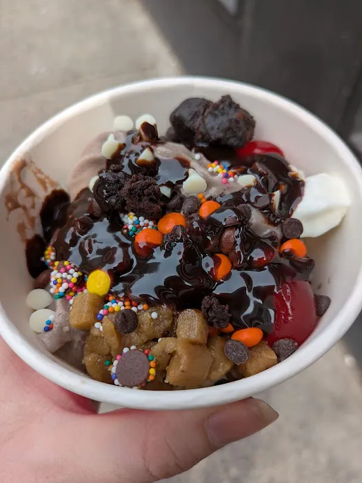 16 Handles Picture 6