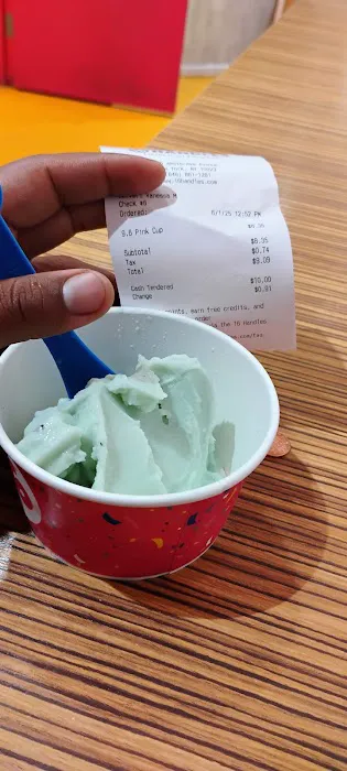 16 Handles Picture 1