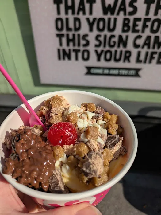 16 Handles Picture 4