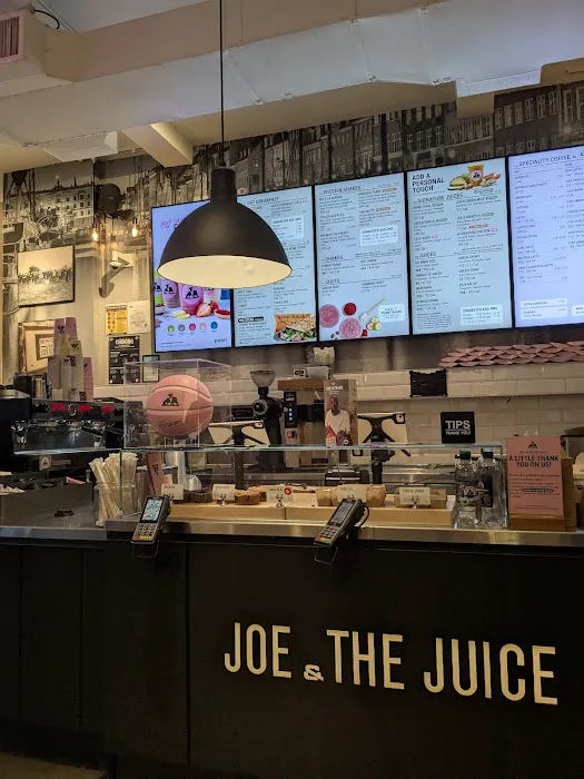 JOE & THE JUICE Picture 9