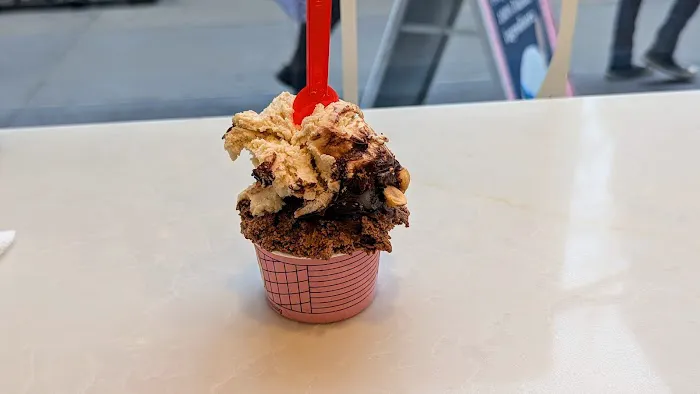 Gelato Factory Picture 7