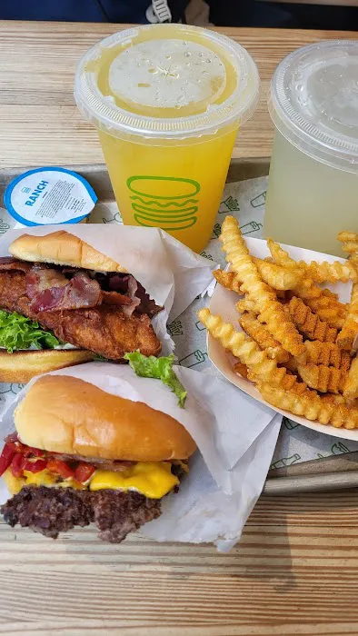 Shake Shack Upper West Side Picture 1