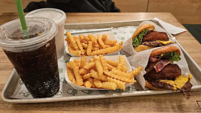Shake Shack Upper West Side Picture 2