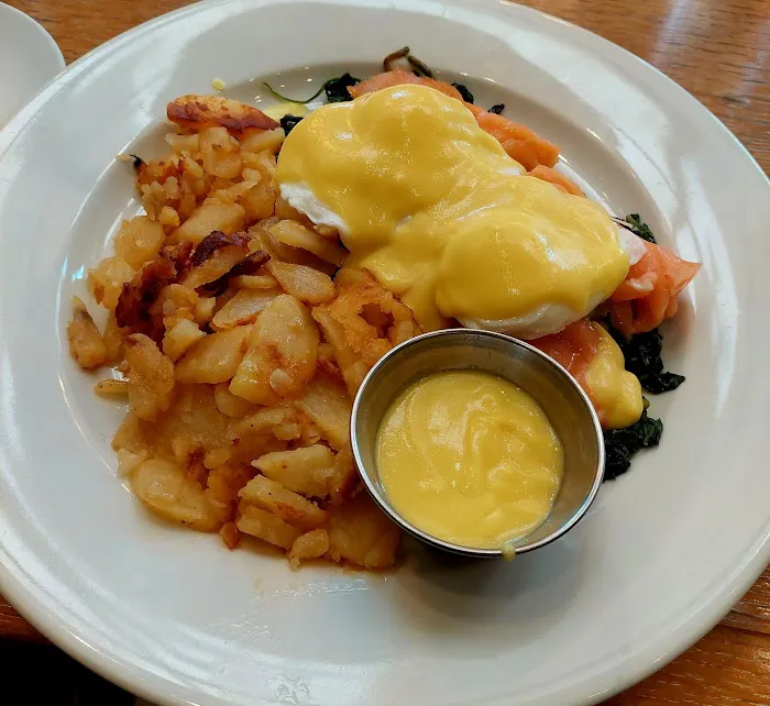 Beach Cafe Picture 8