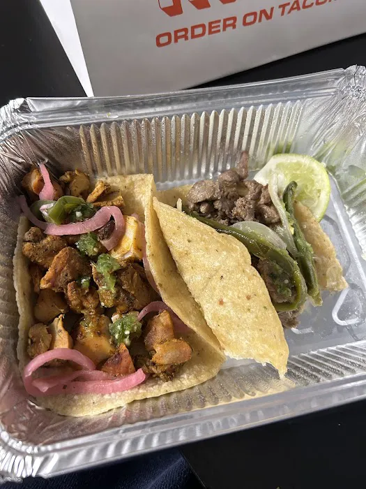 Tacombi Picture 4