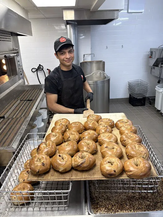 B&B BAGELS Picture 10